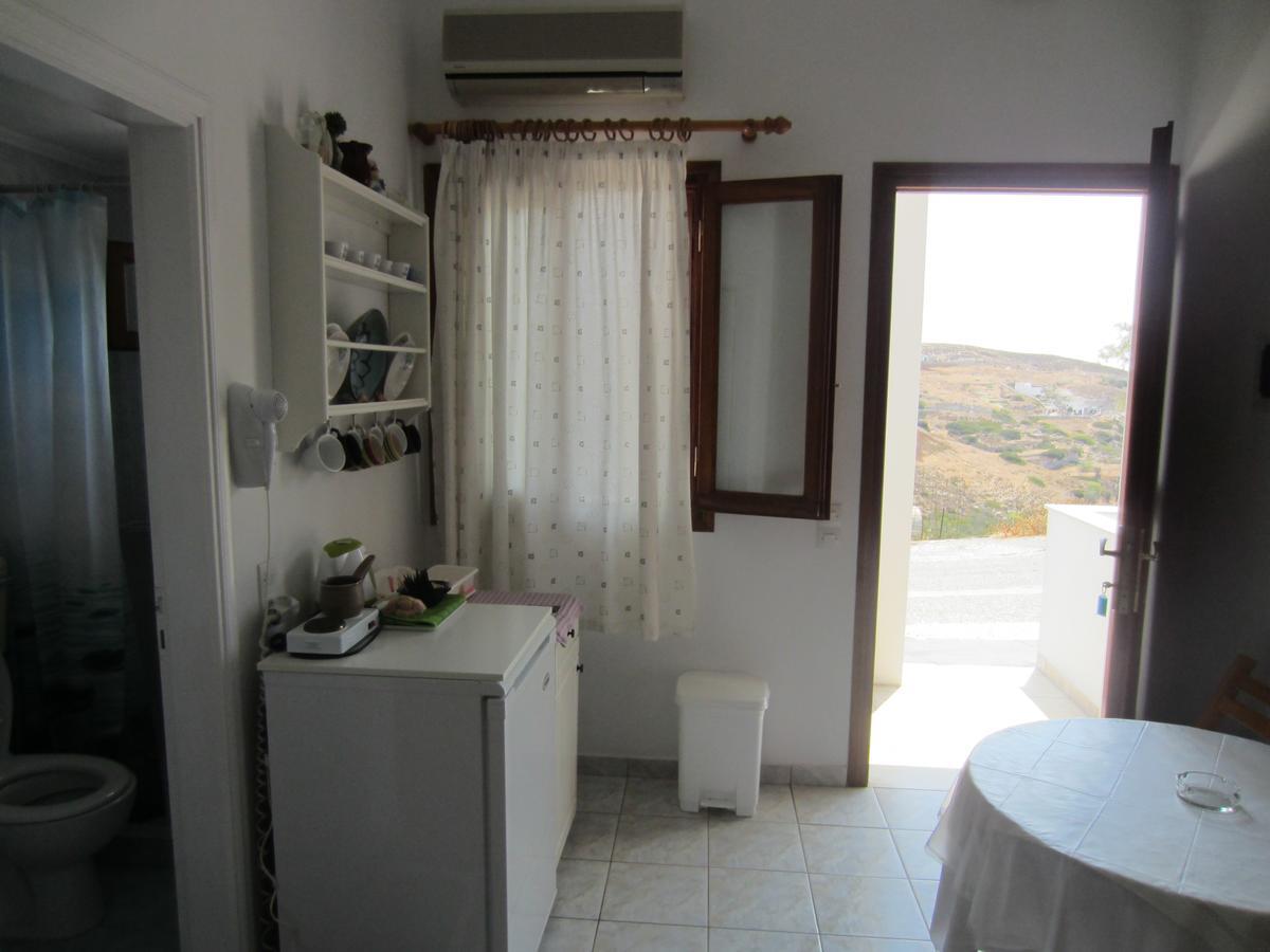 Katerina Apartments Triovasálos Екстериор снимка